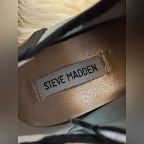Steve Madden Arctic Sneakers 8.5 - Picture 8 of 10